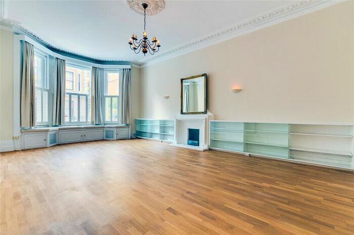 2 Bedroom Flat To Rent In Southwell Gardens, London, SW7