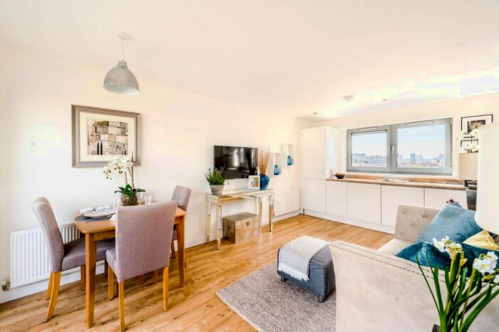 1 Bedroom Flat To Rent In Bagleys Lane, Sands End, London, SW6