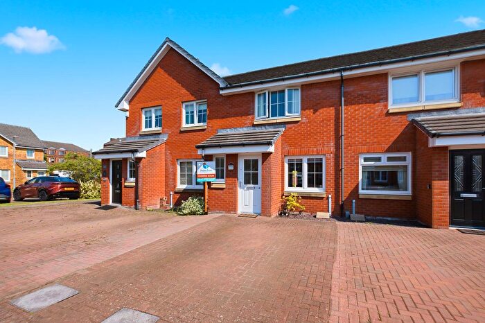 3 Bedroom Terraced House For Sale In Moorpark Square, Renfrew, PA4