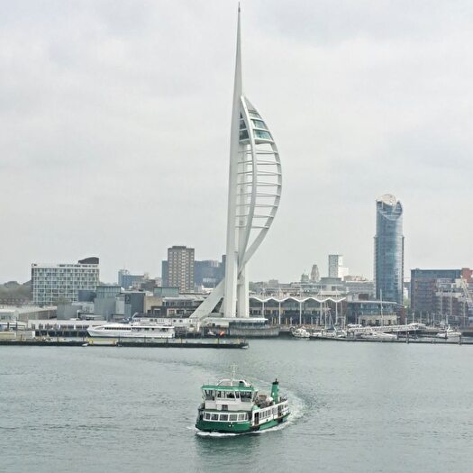 2 Bedroom Flat To Rent In Trinity Green, Gosport, PO12