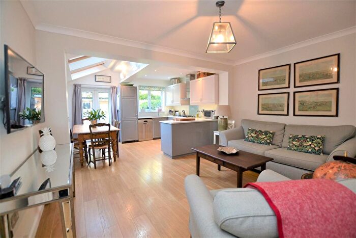 3 Bedroom Detached House To Rent In Sherland Road, Twickenham, TW1