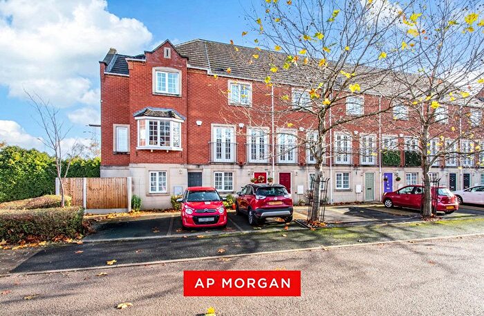 3 Bedroom Terraced House For Sale In Madison Avenue, Brierley Hill, West Midlands, DY5