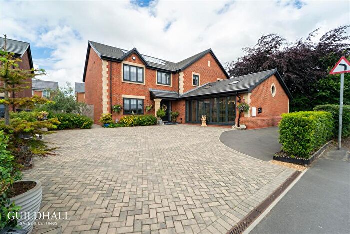 4 Bedroom Detached House For Sale In Preston Road, Grimsargh, Preston, PR2