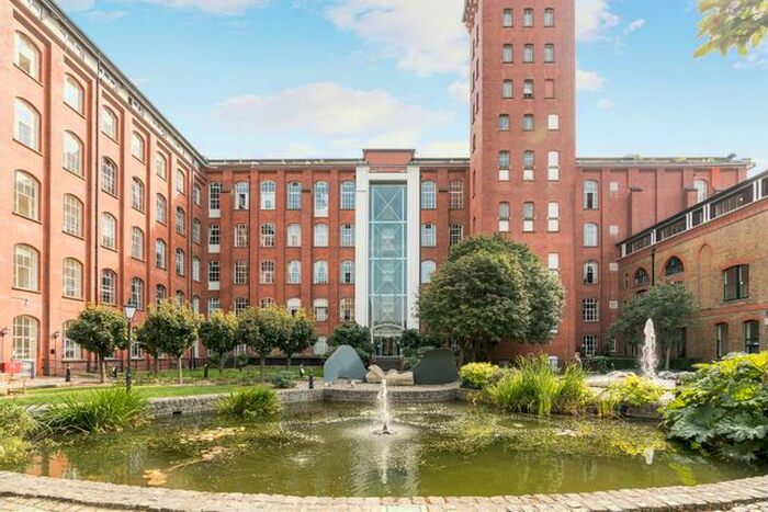 1 Bedroom Flat To Rent In Lexington Building, Bow Quarter, E3