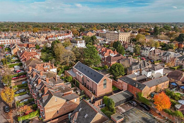 1 Bedroom Apartment For Sale In R L Stevenson Avenue, Westbourne, BH4