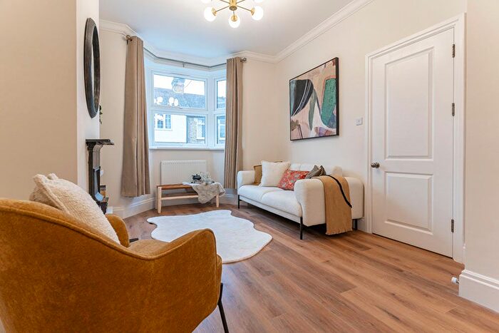 3 Bedroom Terraced House For Sale In Smeaton Road, Woodford Green, IG8