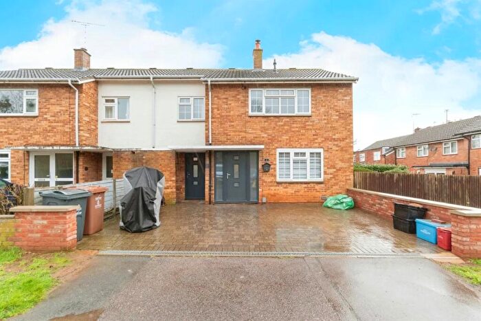 3 Bedroom Semi Detached House For Sale In Green Close, Stevenage, SG2