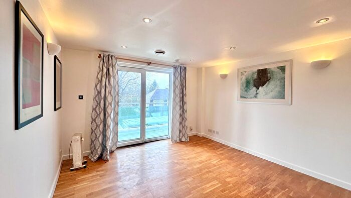 2 Bedroom Flat To Rent In Tower Point, Sydney Road, Enfield, Middlesex, EN2