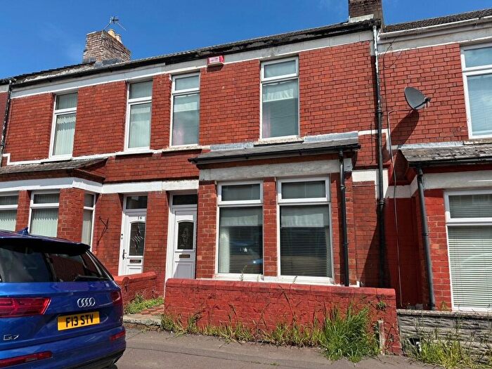 3 Bedroom Terraced House For Sale In Castle Street, Barry, Valke Of Glamorgan, CF62