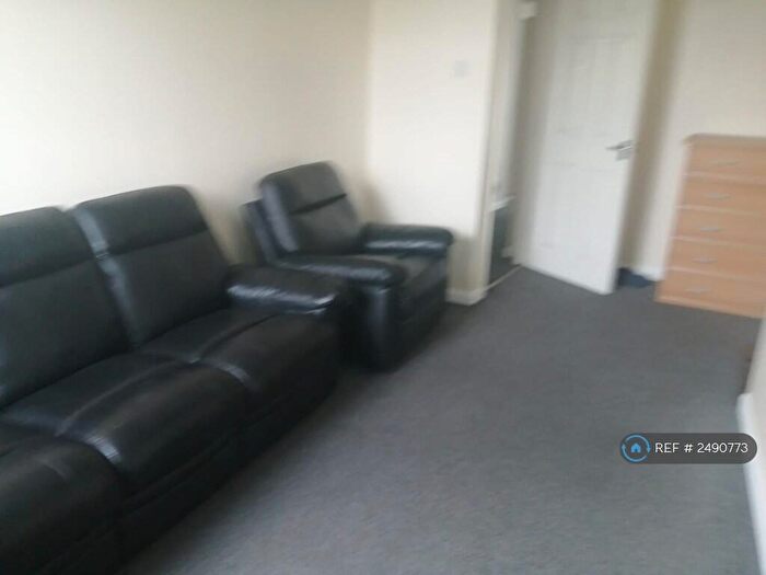 1 Bedroom Flat To Rent In Framwellgate Moor, Framwellgate Moor, Durham, DH1