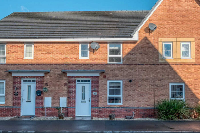 3 Bedroom Terraced House For Sale In Rounds Road, Worcester, WR5