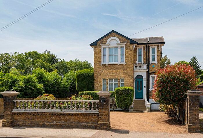6 Bedroom Detached House For Sale In Uxbridge Road, Hampton Hill, TW12