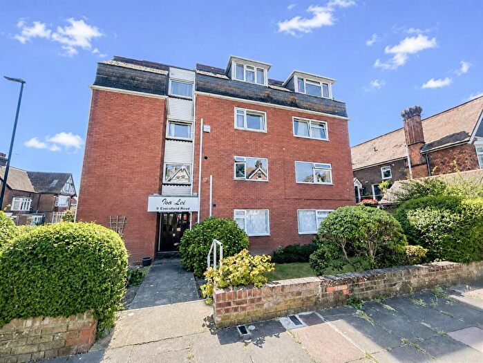 2 Bedroom Flat To Rent In Eversfield Road, Eastbourne, BN21