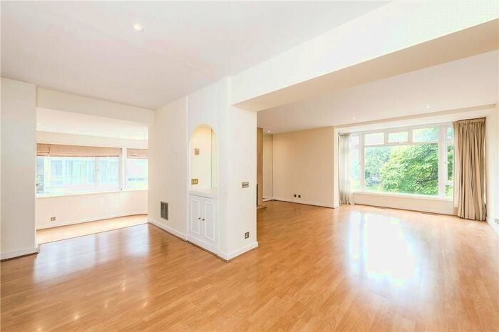 5 Bedroom Property To Rent In Woodsford Square, Kensington, London, W14