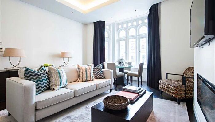 1 Bedroom Flat To Rent In Green Street, London, Hyde Park, W1K