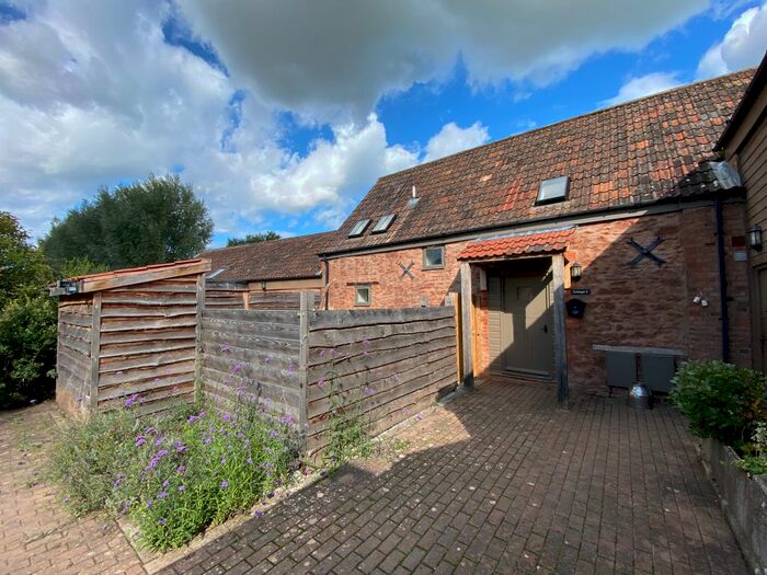 2 Bedroom Terraced House To Rent In Barton Grange, Fordgate, Bridgwater, TA7