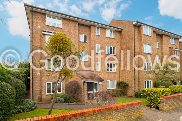 1 Bedroom Flat To Rent In Westmoreland Drive, Sutton, SM2