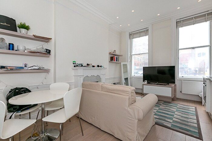 1 Bedroom Flat To Rent In Guilford Street, London, WC1N