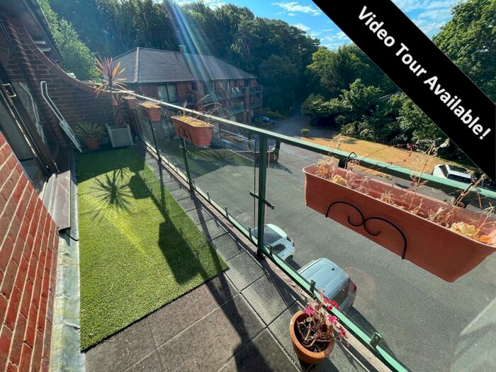 2 Bedroom Flat To Rent In Constitution Hill Gardens, Poole, BH14