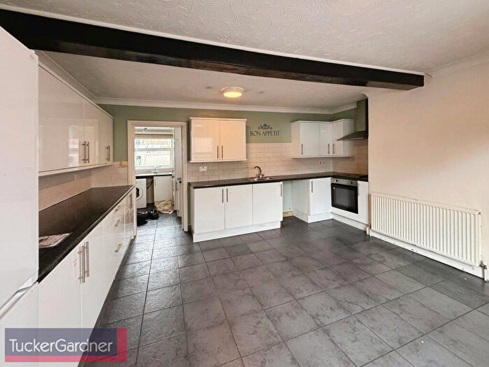 4 Bedroom Semi-Detached House To Rent In High Street, Lakenheath, IP27