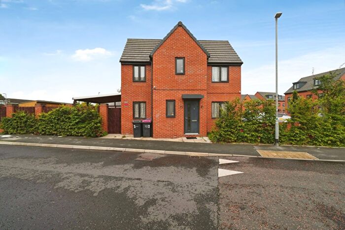 3 Bedroom Semi-Detached House For Sale In Eagle Drive, Salford, Greater Manchester, M6
