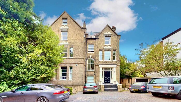 2 Bedroom Flat To Rent In Bishopswood Road, Highgate, N6