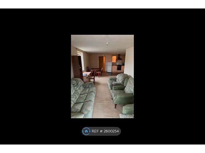 2 Bedroom Flat To Rent In Shirebrook Court, Sheffield, S8