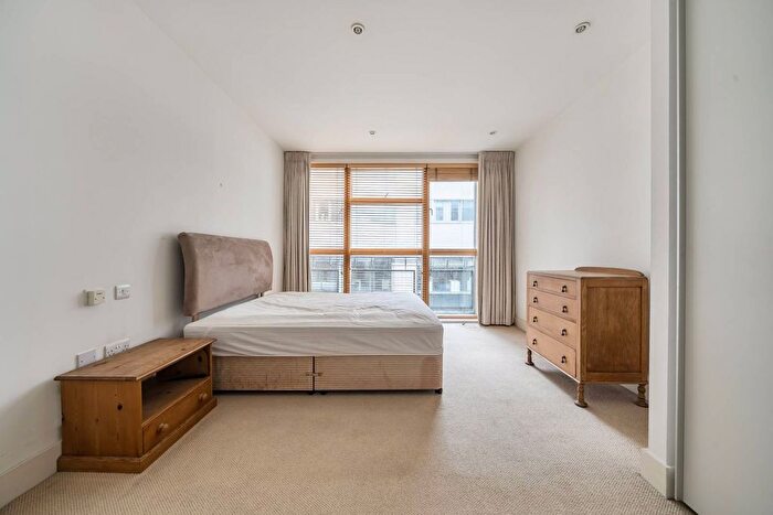 2 Bedroom Flat For Sale In Ebenezer Street, Old Street, London, N1