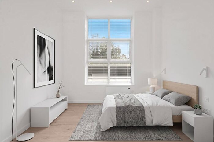 1 Bedroom Flat To Rent In **Limited Offer: £. Rent Contribution - Sunrise Parkway, Milton Keynes, MK14