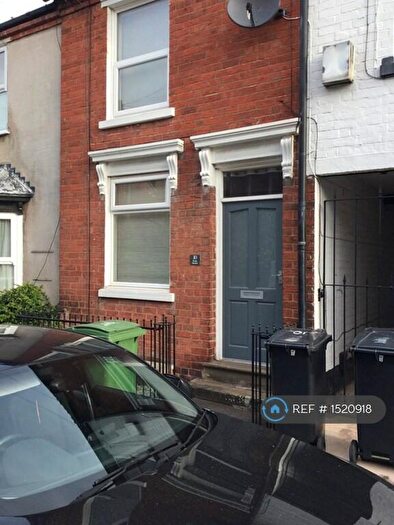 2 Bedroom Terraced House To Rent In Park Street, Kingswinford, DY6