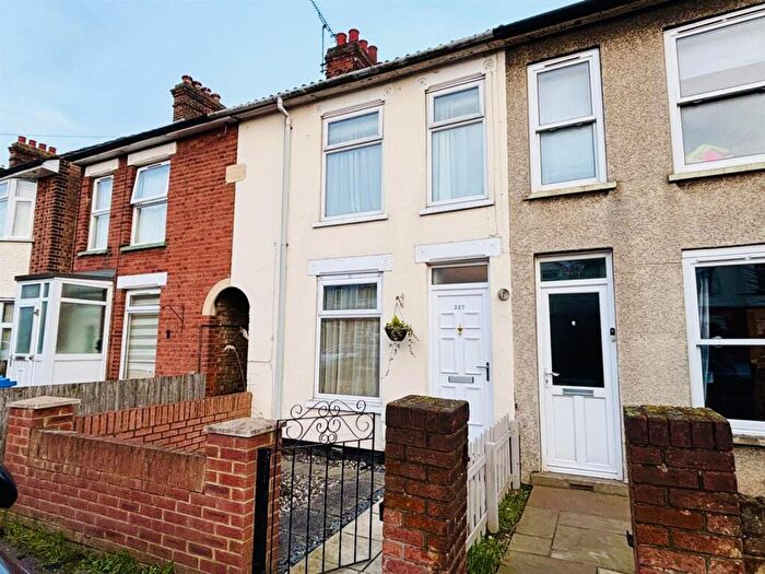3 Bedroom Terraced House For Sale In Britannia Road, Ipswich, IP4
