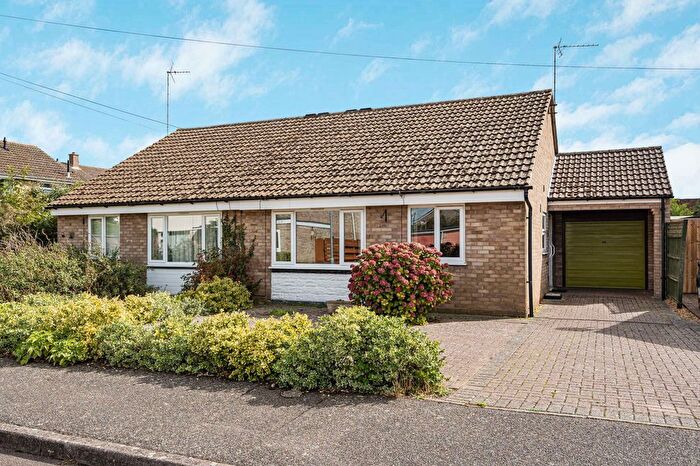 2 Bedroom Semi-Detached Bungalow For Sale In Wells Close, Brampton, Huntingdon., PE28
