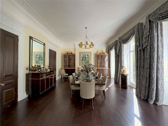 3 Bedroom Flat To Rent In Eaton Square, Belgaravia, London, SW1W