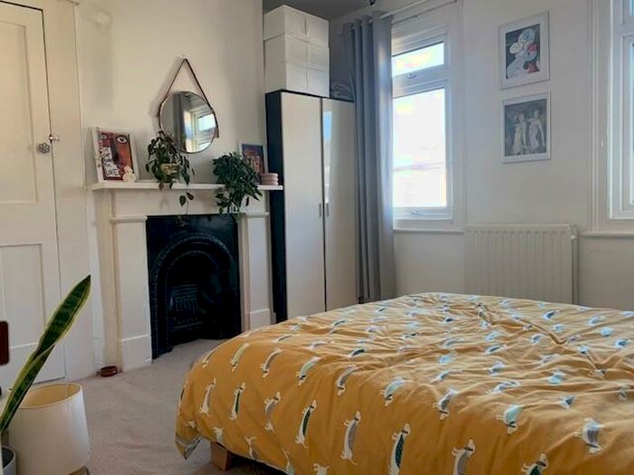 2 Bedroom House To Rent In Tavistock Road, London, E15
