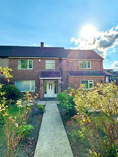 5 Bedroom Semi Detached House For Sale In Haworth Road, Bradford, BD9