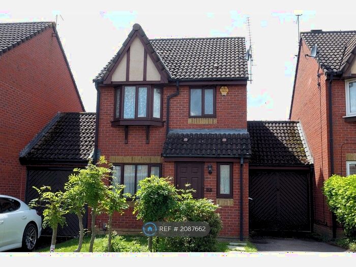 3 Bedroom Semi-Detached House To Rent In Regent Close, Lower Earley, Reading, RG6