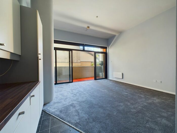 2 Bedroom Flat To Rent In Cable House, Cheapside, City Centre, Liverpool, L2