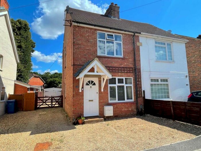 2 Bedroom Semi-Detached House To Rent In Grove Road, Fleet, GU52