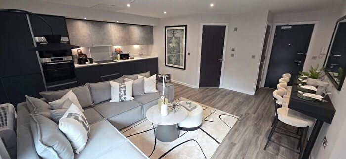 2 Bedroom Flat For Sale In Caversham Road, Reading, RG1