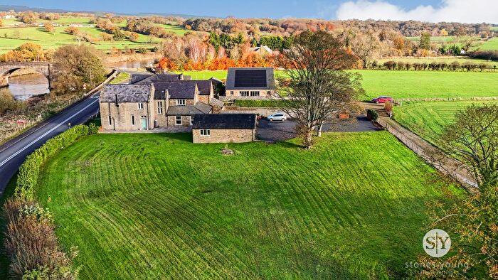 4 Bedroom Mews For Sale In Blackburn Road, Ribchester, PR3