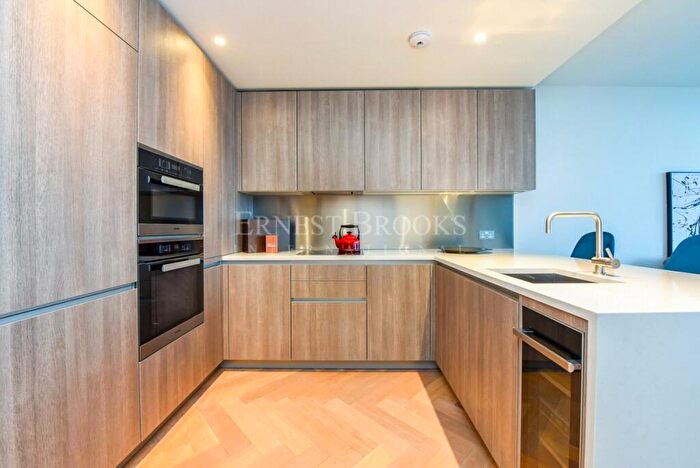 1 Bedroom Apartment To Rent In Principal Tower, Worship Lane, Shoreditch, EC2A