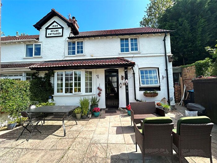 3 Bedroom Semi Detached House For Sale In Leighton Road, Neston, Cheshire, CH64