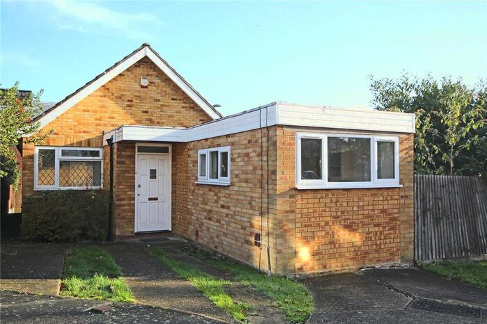 5 Bedroom Bungalow To Rent In Falaise, Egham, Surrey, TW20