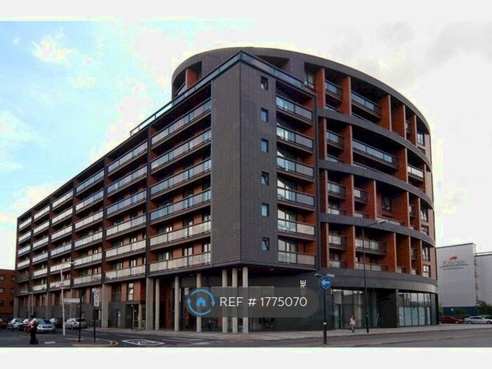2 Bedroom Flat To Rent In The Sphere, London, E16
