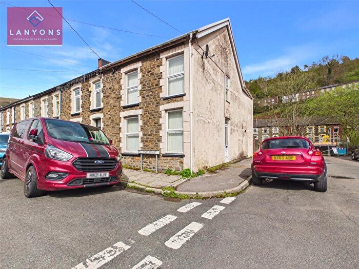 3 Bedroom End Of Terrace House For Sale In Ynys Street, Ynyshir, Porth, Rhondda Cynon Taf, CF39