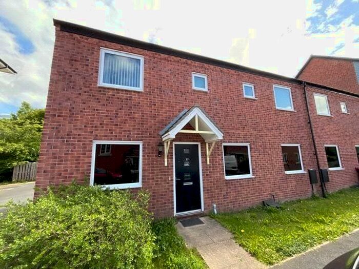 1 Bedroom Flat To Rent In Ferridays Fields, Madeley, Telford, Shropshire, TF7