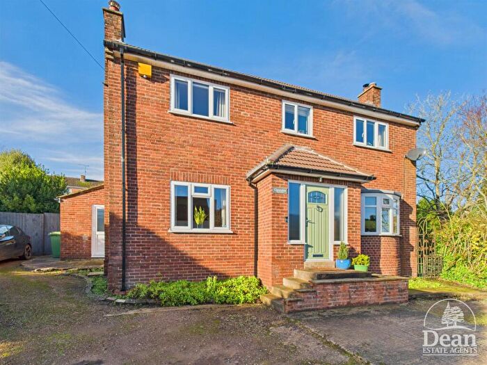 3 Bedroom Detached House For Sale In Church Street, Littledean, Cinderford, GL14