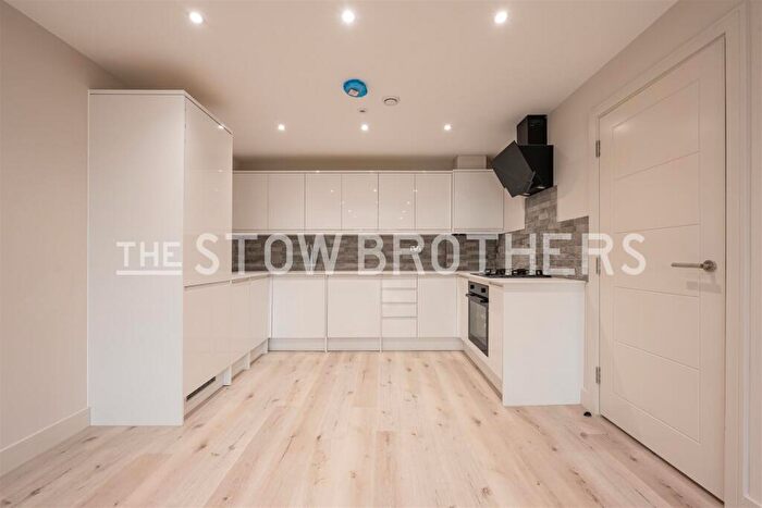 1 Bedroom Flat To Rent In George Lane, South Woodford, E18