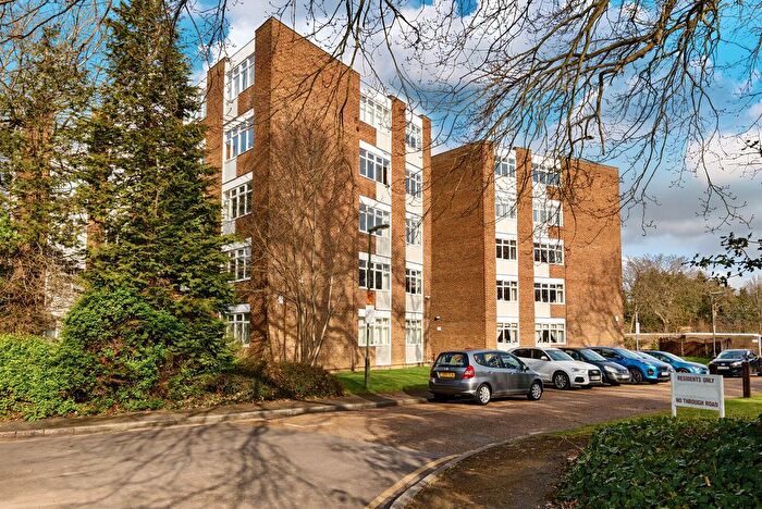 2 Bedroom Flat To Rent In Chilton Court, Station Avenue, Walton-On-Thames, KT12