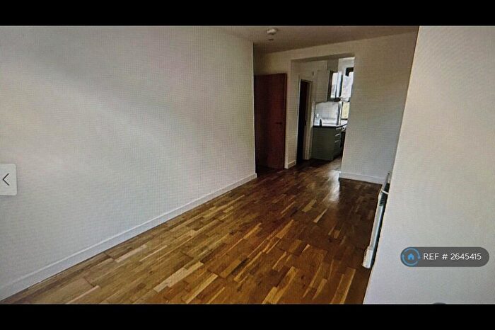 1 Bedroom Flat To Rent In Station Road, London, SE25